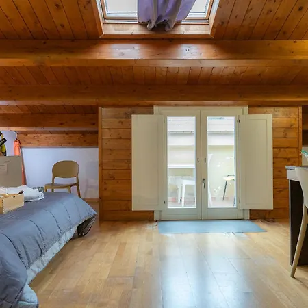 - Il Vicoletto Guest house