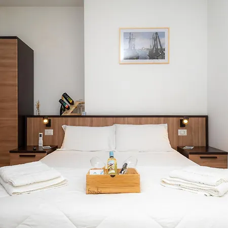 - Il Vicoletto Guest house