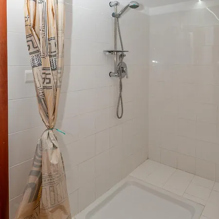- Il Vicoletto Guest house